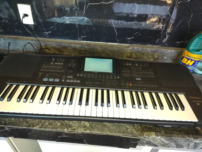 Arranjador Technics kN sx3000 (troco por piano eletrônico Cássio)