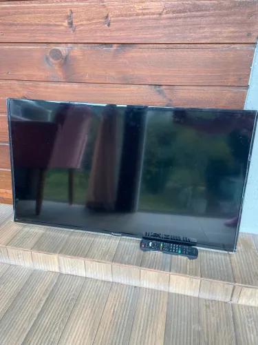 Tv pra retirada de peças