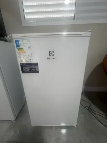 Frigobar pouquíssimo usado - 4 meses 