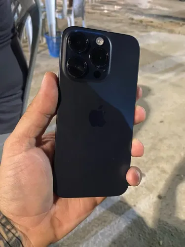 IPHONE 15 PRO 256 EXCELENTE ESTADO