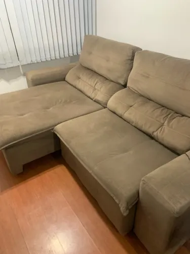 Sofá Retrátil e Reclinável