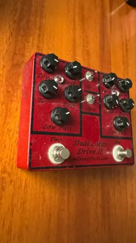 Wilson Effects - Dual Drive Lotus - Distortion/drive/crunch/screamer