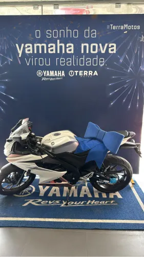 Yamaha R15 2026 zero km