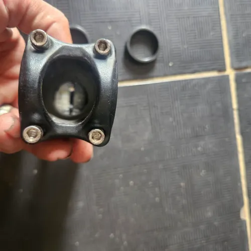 Cachimbo de alumínio para bicicleta