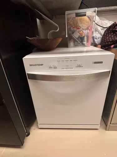 Lava louças 8 Serviços Brastemp 127v