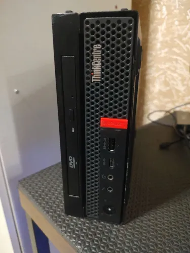 Mini CPU Lenovo i3 8100 com 8 gb ddr4