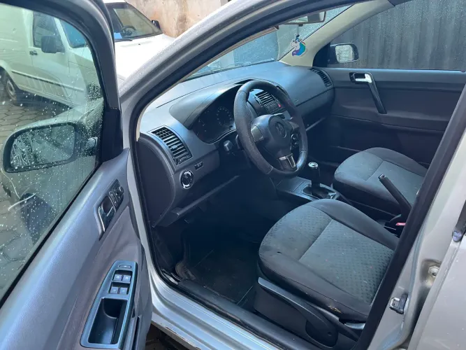 Volkswagen Polo 1.6 MI/ S.ouro 1.6mi 101cv 8V 5P 2004