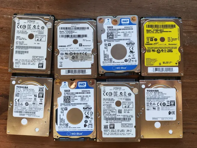 Lote com 8 HDs para notebook 2,5" de 500 GB - Testados e saudáveis