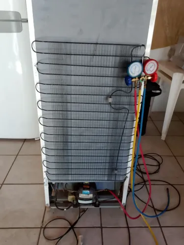 Refrigeradores e fornos
