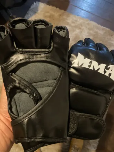 Luva para artes marciais