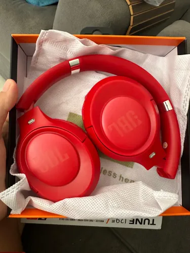 VENDE-SE FONE DE OUVIDOS JBL VERMELHO