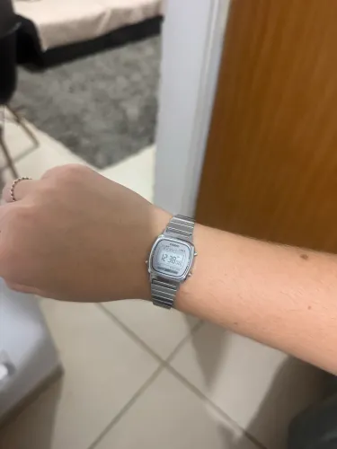Relógio Casio feminino