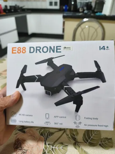 DRONE E88
