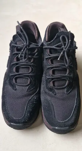 Tenis Nike Air Force 1 Wild preto/marrom.