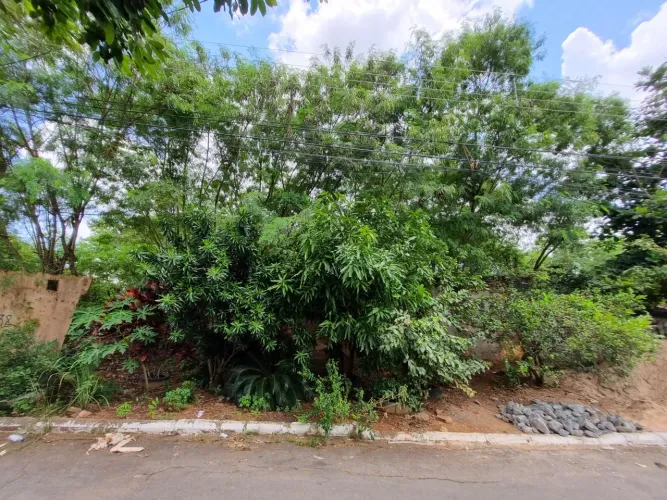 Terreno à venda, 600 m² por R$ 250.000,00 - Vila Monticelli - Goiânia/GO