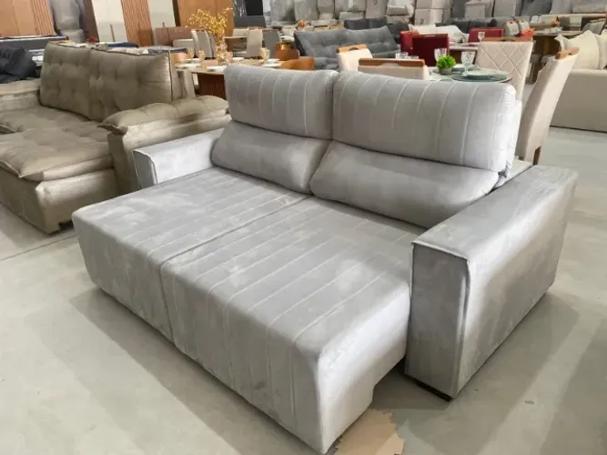 SOFA RETRATIL E RECLINAVEL 2,00 METROS NOVO