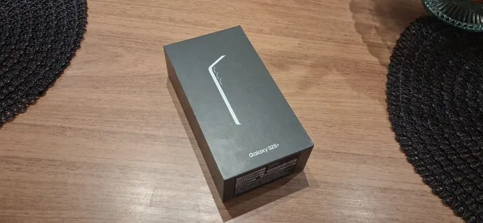 S25 + 512GB Samsung  S25+ 512GB (Lacrado) novo.