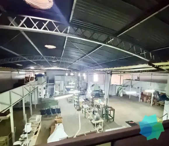 Excelente galpão à venda, 936 m² por R$ 2.650.000 - Olaria - Salto/SP