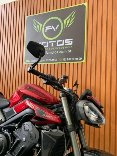 TRIUMPH STREET TRIPLE 765 RS VERMELHA 2024 - IMPECÁVEL
