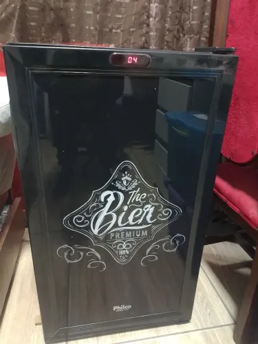 Cervejeira Philco 96 litros