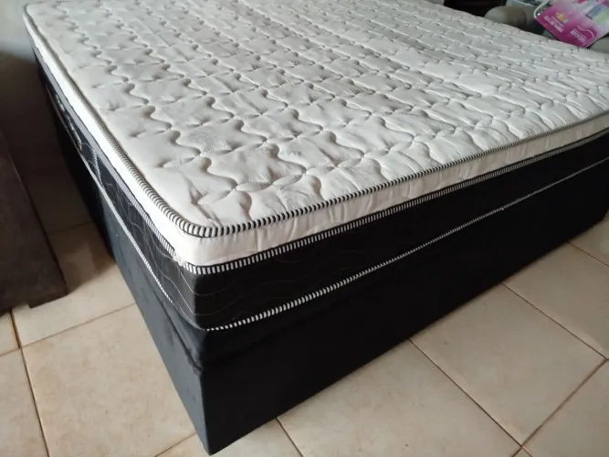 Cama box king size 