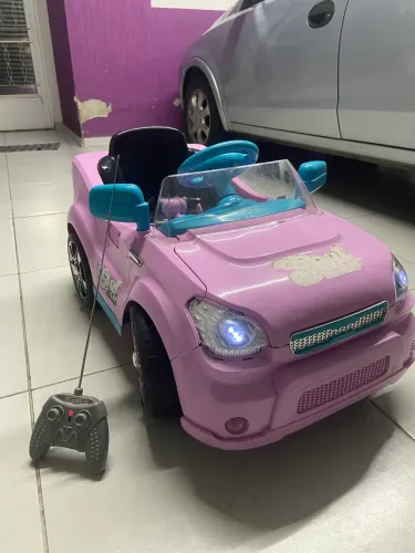Vende-se Carrinho elétrico infantil