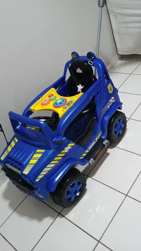 Carrinho de polícia de  passeio com pedal infantil +haste e mesa de brinquedo
