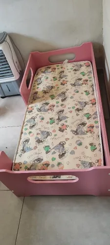 Cama montessoriana