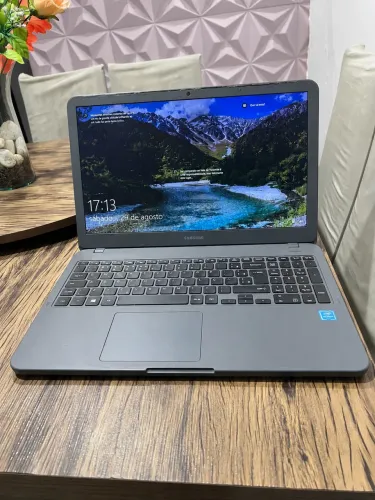 Notebook Samsung - 240gb de SSD