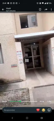 Alugo um apartamento em condomínio Bela Vista 