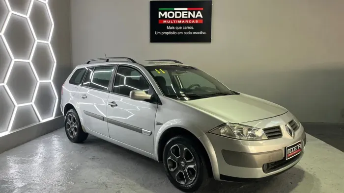 Renault Megane Grand Tour Dynam. Hi-flex 1.6 16V 2011