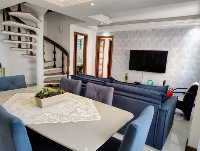 Cobertura com 94m², 3 Quartos (2 Suítes) no Boqueirão Próximo ao Super Centro Boqueirão