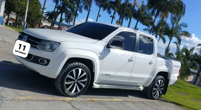 Volkswagen Amarok High.cd 2.0 16V TDI 4X4 Dies. AUT 2013