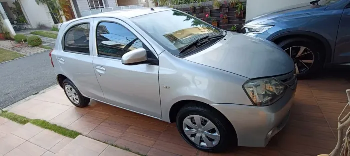 Toyota Etios X 1.3 Flex 16V 5P Mec. 2016