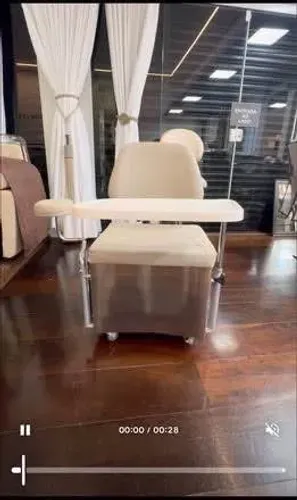 Vendo cadeira de manicure da Haisan