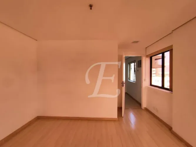 Sala para alugar, 32 m² por R$ 2.891,77/mês - Santana - São Paulo/SP