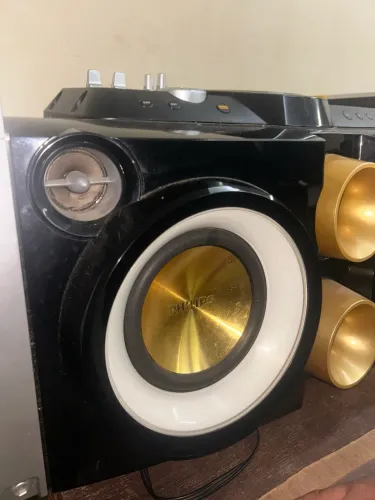 Som Philips Fwp2000