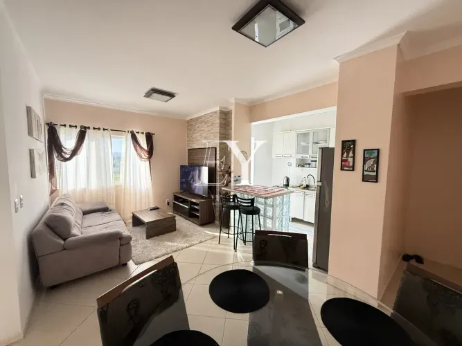Apartamento  Porteira Fechada com 3 Dormitórios e 78 m² no Carianos/Florianópolis