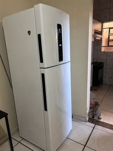 Geladeira Eletrolux nova