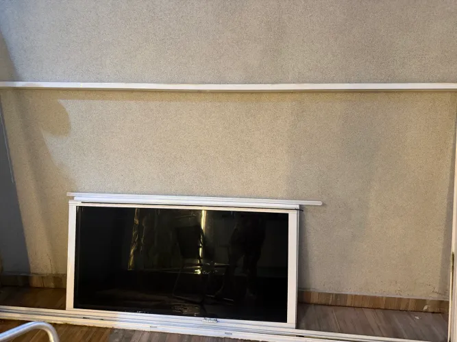 Esquadria de alumínio (janelão)