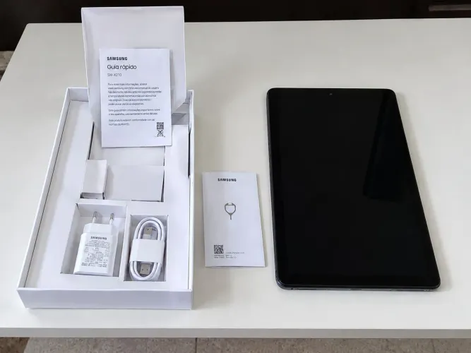 VENDO TABLET A9, 6 MESES DE USO APENAS! (ACEITO OFERTAS)