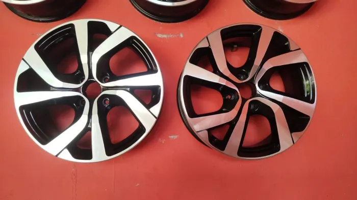 Roda avulsa aro 17 cintroen