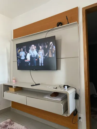 Vende-se painel semi novo