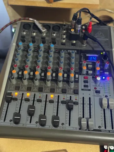 Mesa Behringer Xenyx 1204USB