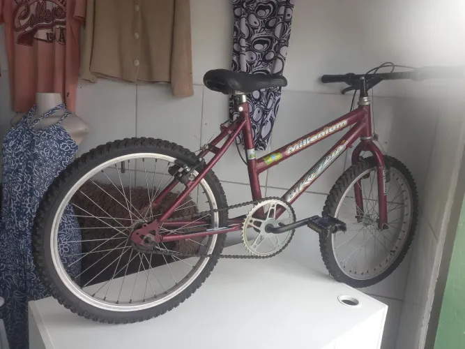 Bicicleta aro 20 infantil troco aro 16