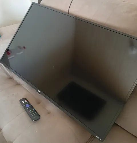 TV SMART LED 43" AOC ROKU<br>TV SMART LED 43" AOC ROKU<br><br>Parcelo No Cartão ?