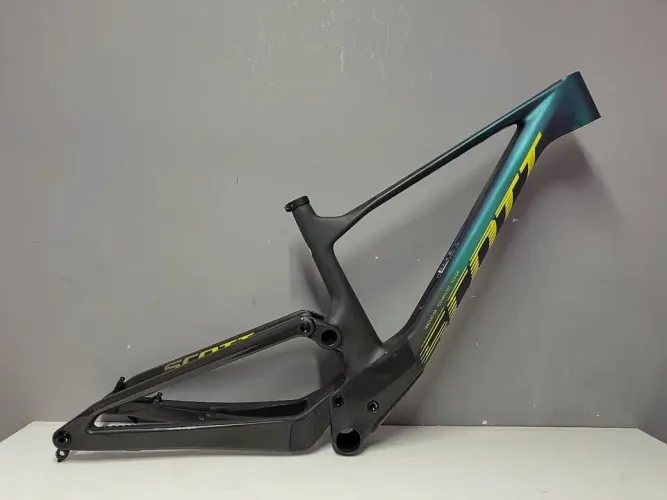 Quadro Scott Spark 2022 semi novo 