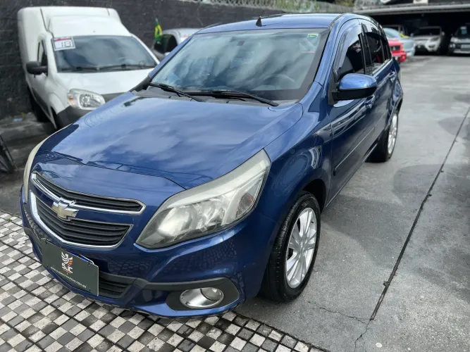 Chevrolet Agile LTZ Easytronic 1.4 8V Flexpower 5P 2014