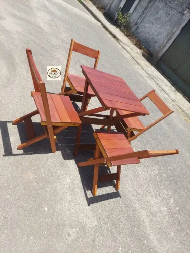 Mesa dobrável com 4 cadeiras ( Fazemos Entrega)
