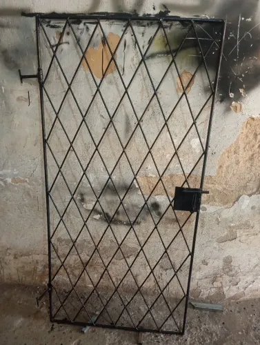 Portão de ferro